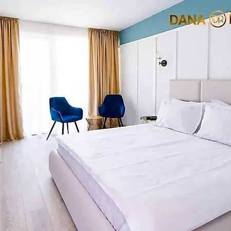 Hotel Dana 4*